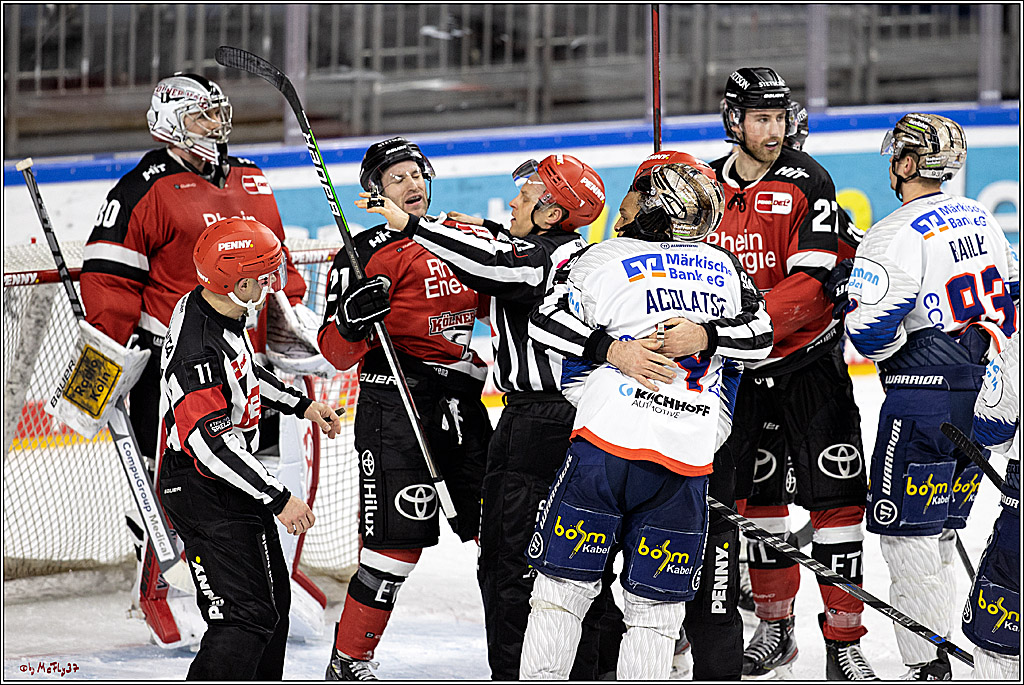 PENNY DEL;  Koelner Haie - Iserlohn Roosters; Koeln, 20.02.2022